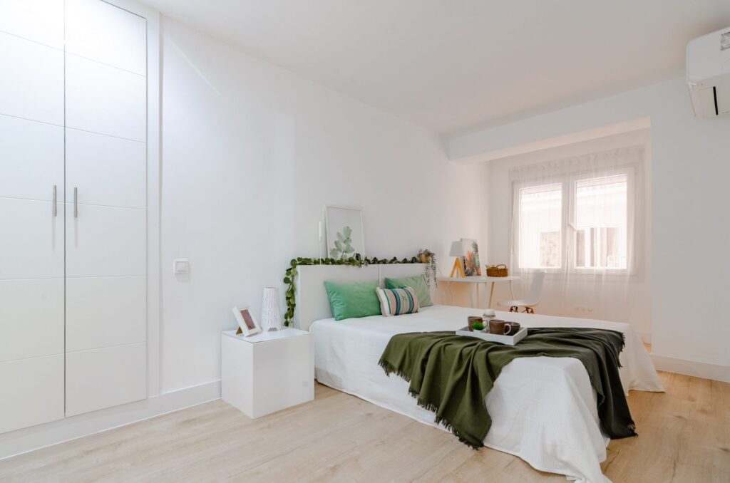 home staging dormitorio Yola Rodríguez Decostaging